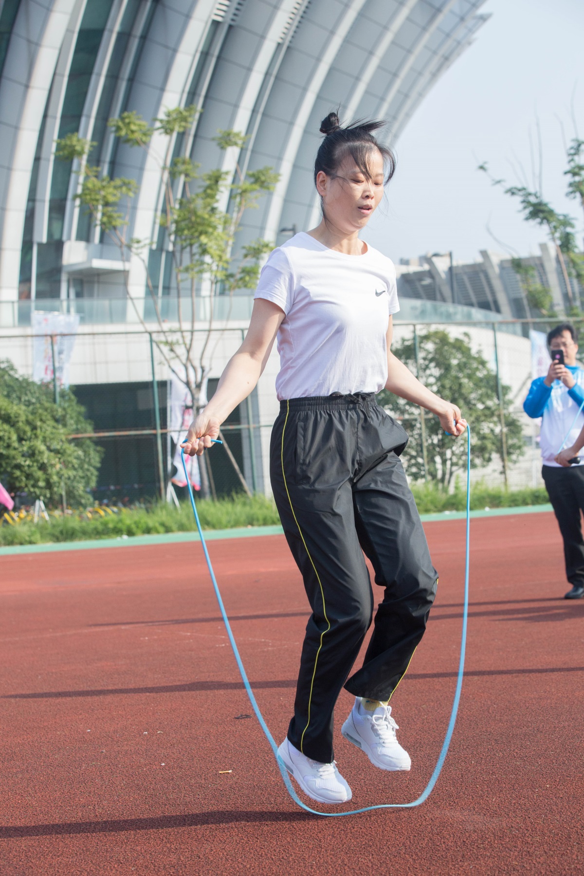 單人跳繩